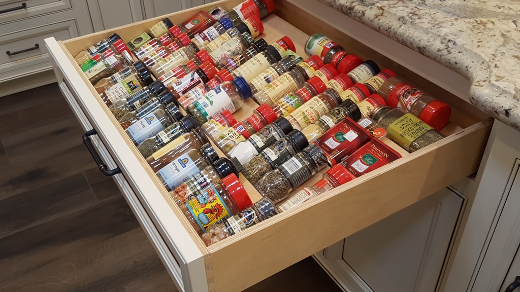 dovetailed drawer with wood spice tray